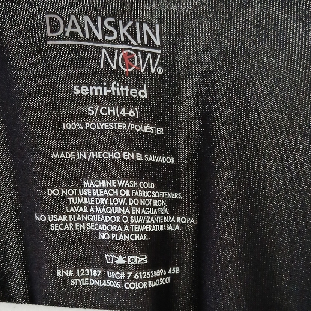 Danskin Semi-Fitted Black Long Sleeve Top With Thumb Holes Size S - Picture 8 of 11